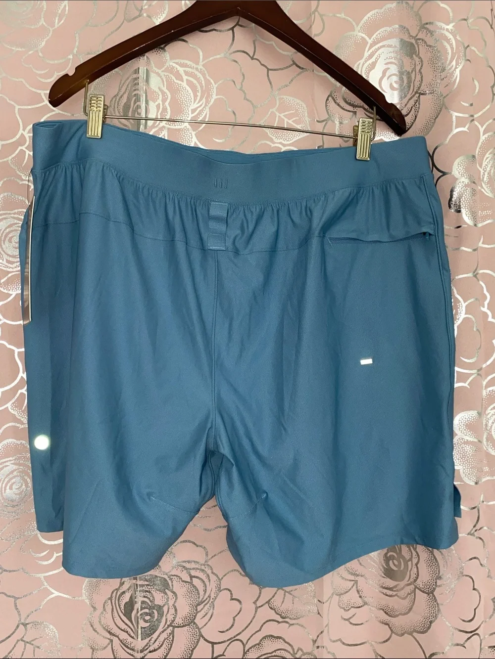 lululemon athletica product features
